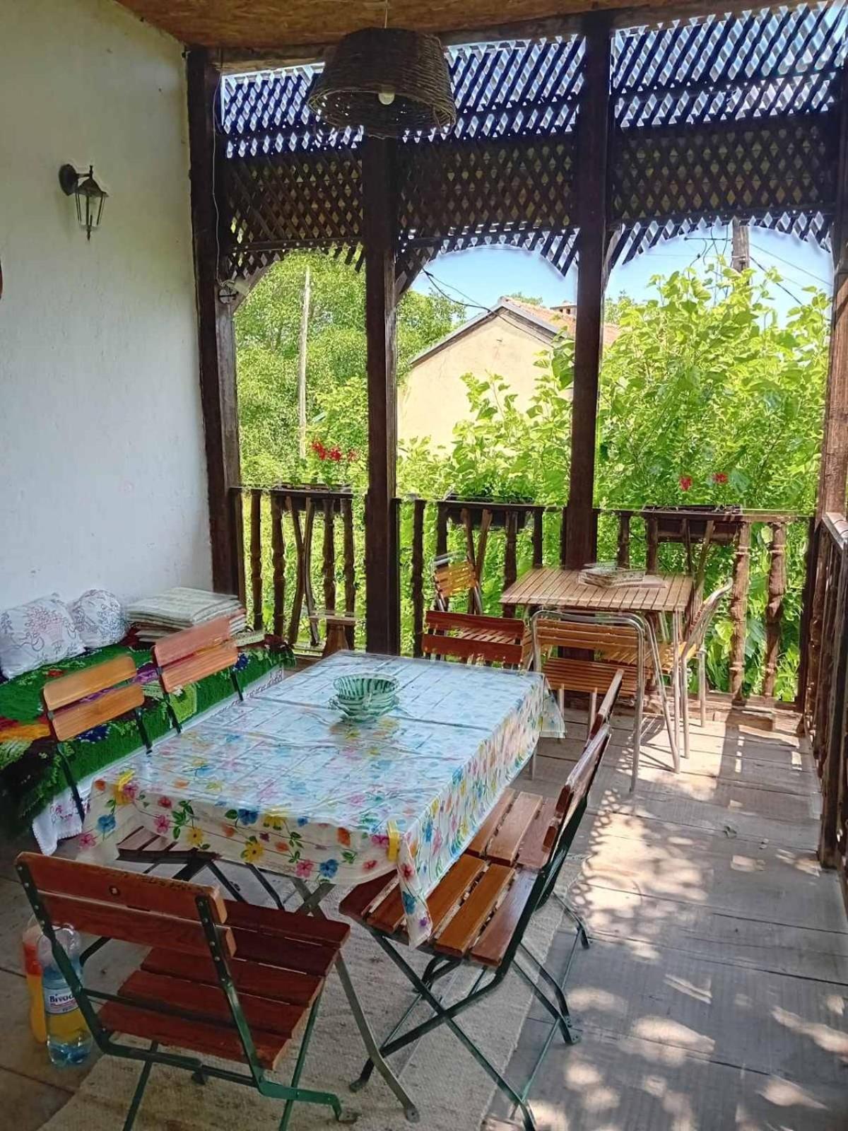 Country House Pivnica Milic Rogljevo Leilighet Eksteriør bilde